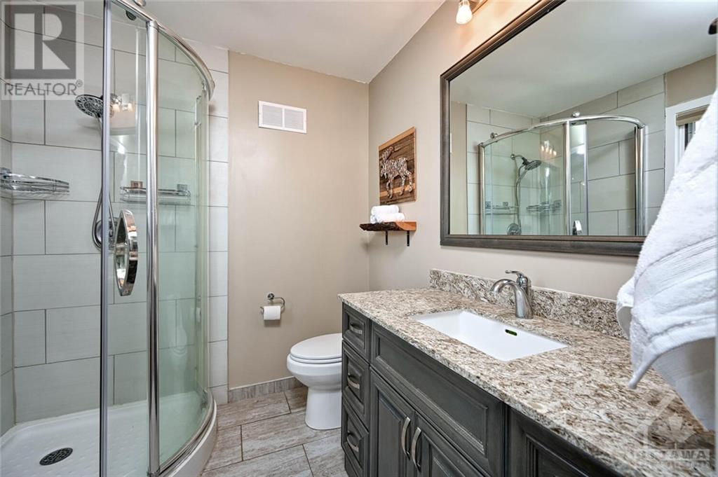 6732 Farmstead Ridge, North Gower, Ontario  K0A 2T0 - Photo 16 - 1367206