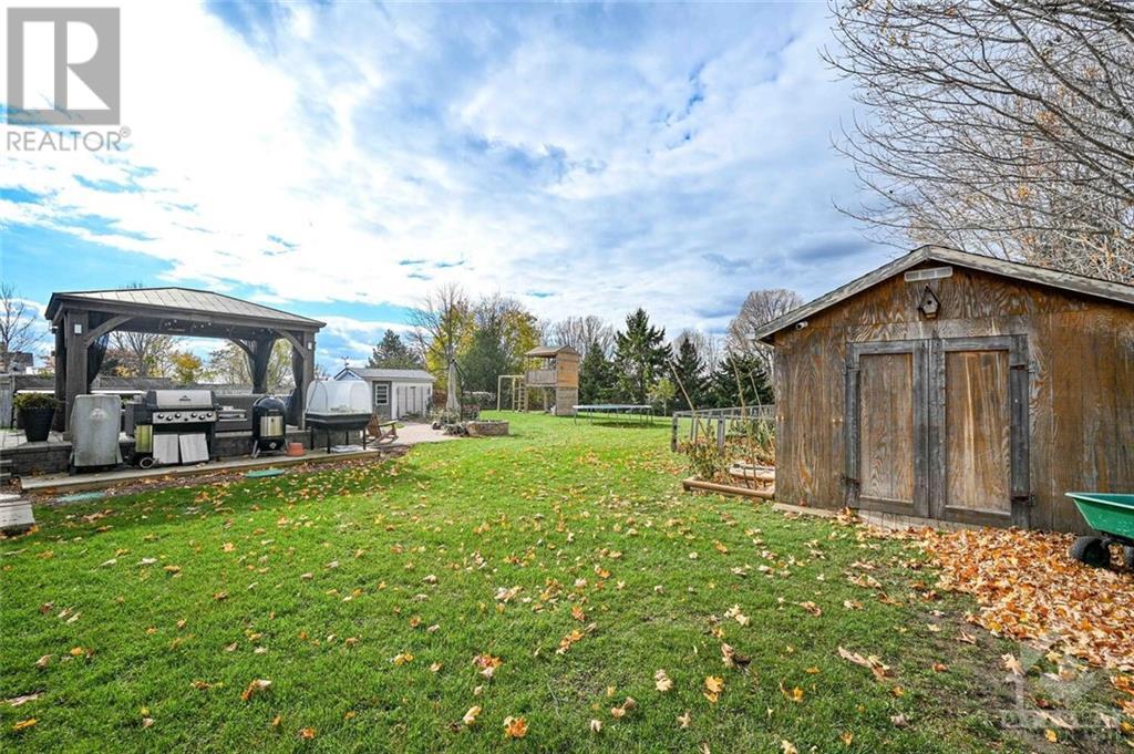 6732 Farmstead Ridge, North Gower, Ontario  K0A 2T0 - Photo 29 - 1367206