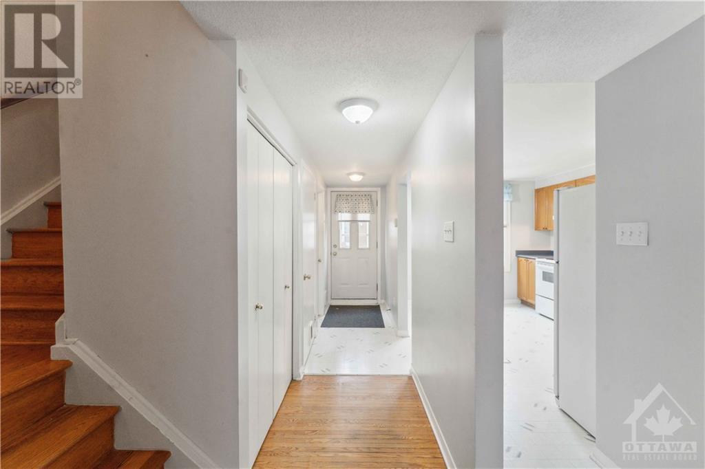2761 Baseline Road, Ottawa, Ontario  K2H 7B5 - Photo 2 - 1366913
