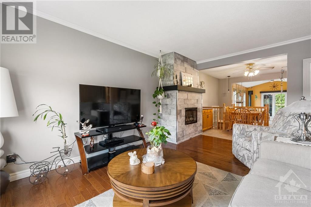 3726 Cartier Street, Bourget, Ontario  K0A 1E0 - Photo 3 - 1367969