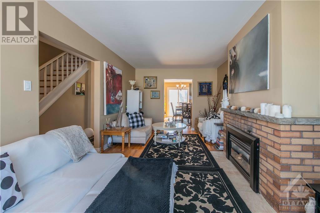 118 Viewmount Drive, Ottawa, Ontario  K2G 3B7 - Photo 5 - 1367958