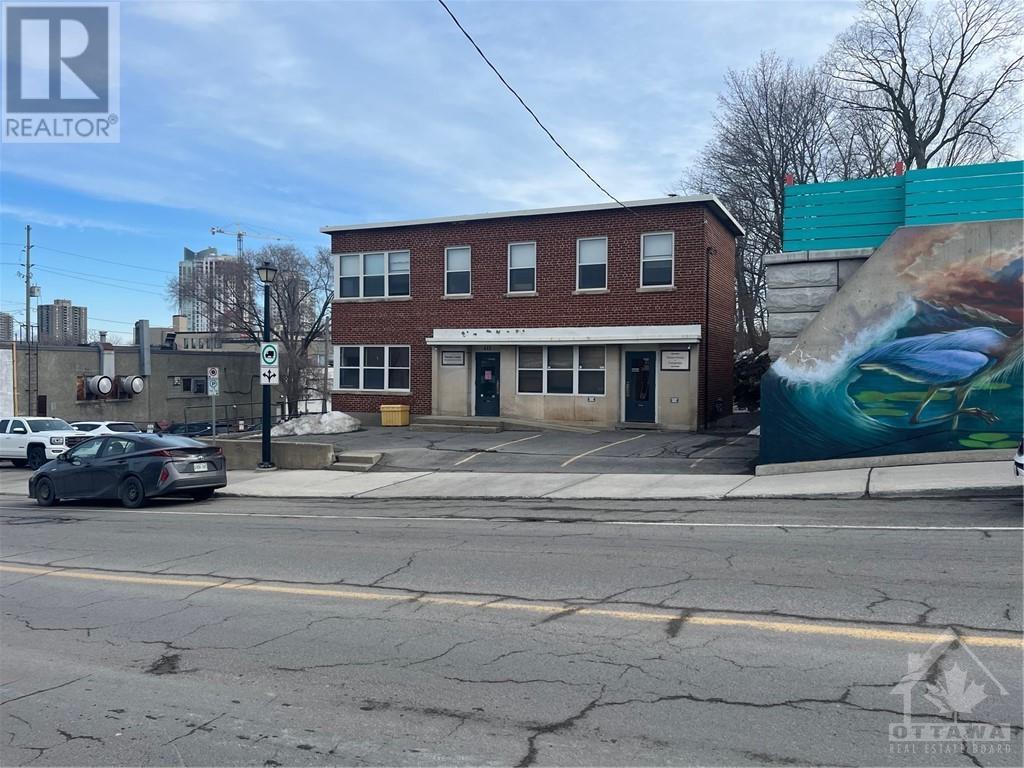413 CHURCHILL AVENUE, ottawa, Ontario