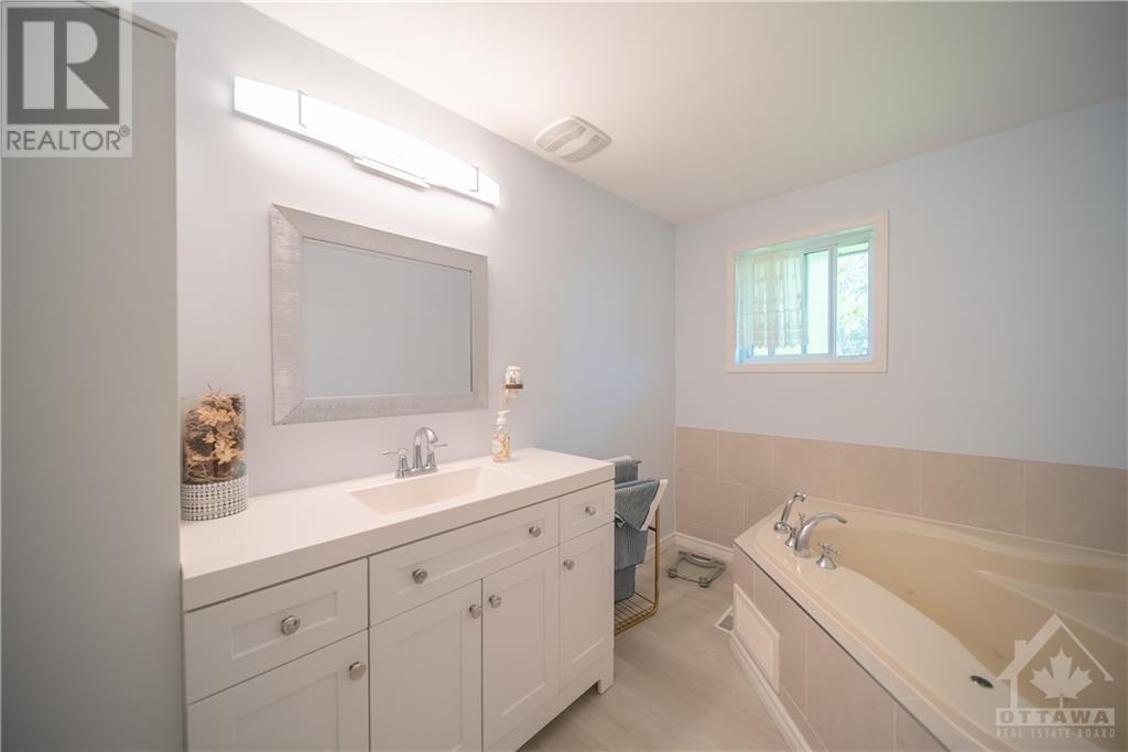 1475 Calypso Street, Limoges, Ontario  K0A 2M0 - Photo 11 - 1367814