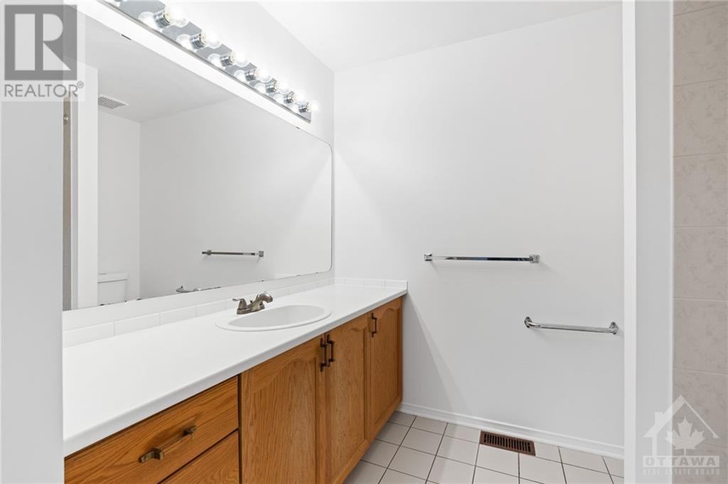 5926 Pineglade Crescent, Ottawa, Ontario  K1W 1G9 - Photo 23 - 1362749