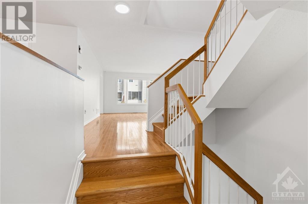 5926 Pineglade Crescent, Ottawa, Ontario  K1W 1G9 - Photo 6 - 1362749