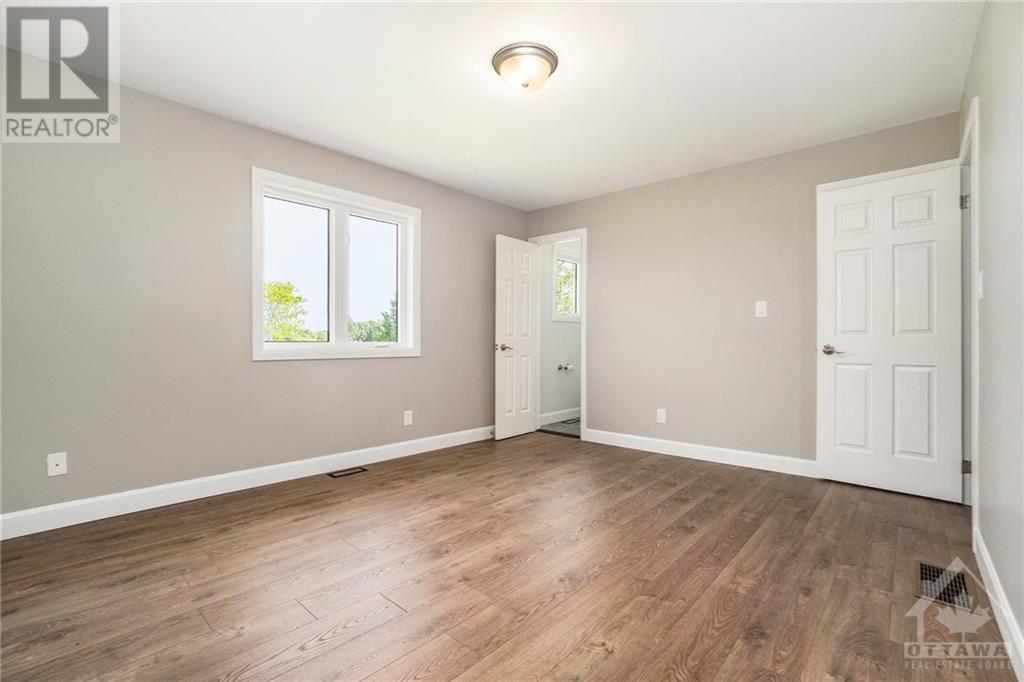 999 Matheson Drive, Smiths Falls, Ontario  K7A 5B8 - Photo 14 - 1368009