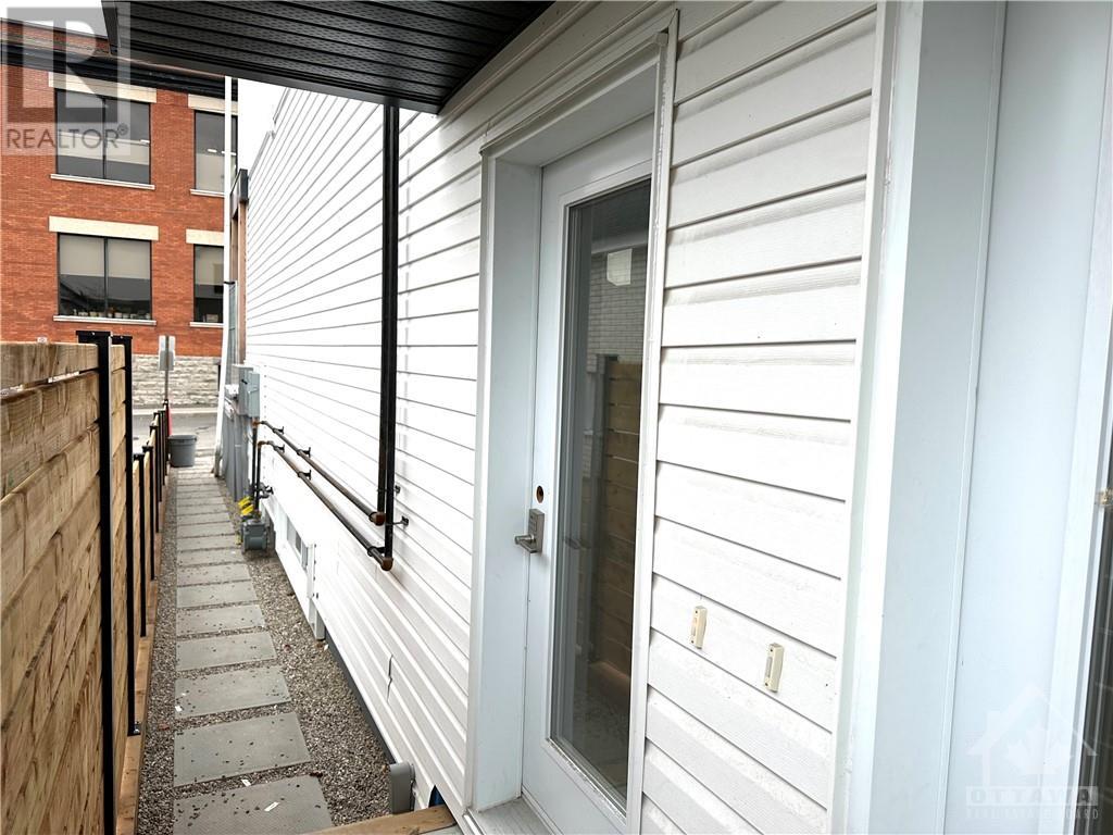 27 O'meara Street Unit#b, Ottawa, Ontario  K1Y 2S8 - Photo 2 - 1367993