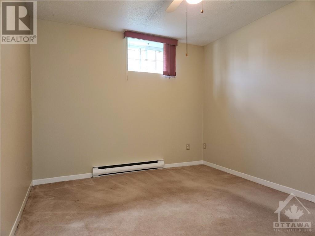 1150 St Pierre Street, Orleans, Ontario  K1C 1L5 - Photo 3 - 1367991
