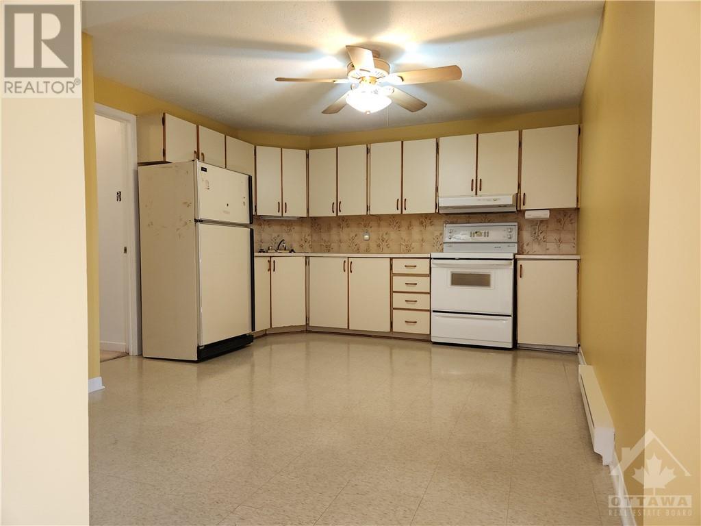 1150 St Pierre Street, Orleans, Ontario  K1C 1L5 - Photo 5 - 1367991