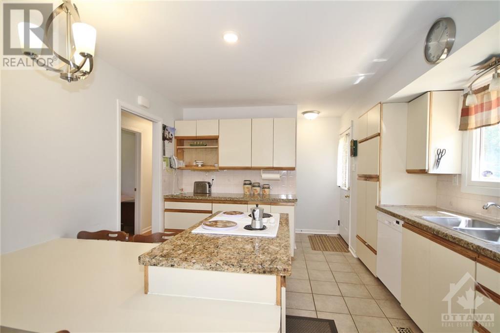 10 Palsen Street, Ottawa, Ontario  K2G 2V8 - Photo 11 - 1367821