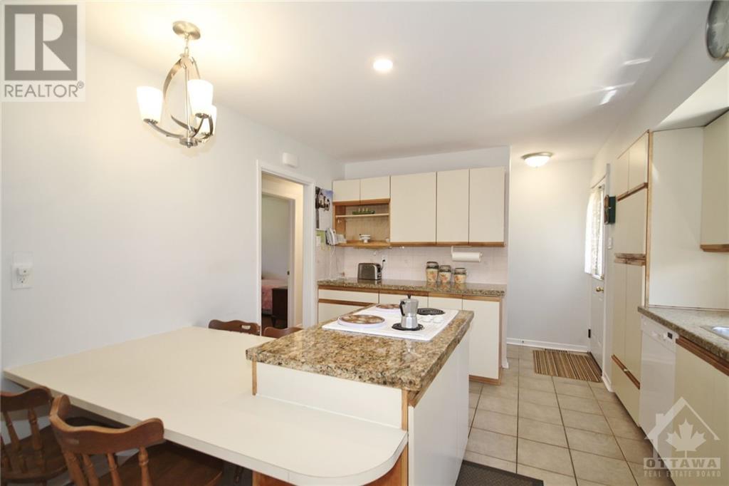 10 Palsen Street, Ottawa, Ontario  K2G 2V8 - Photo 9 - 1367821