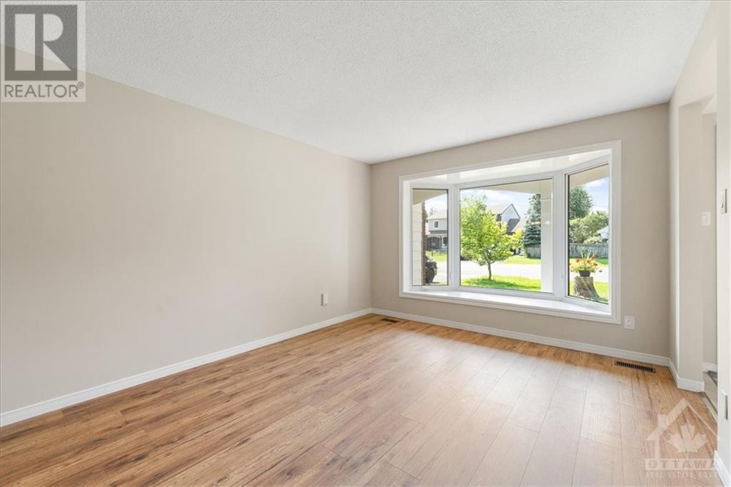 13 Foxfield Drive, Ottawa, Ontario  K2J 1K5 - Photo 6 - 1367771