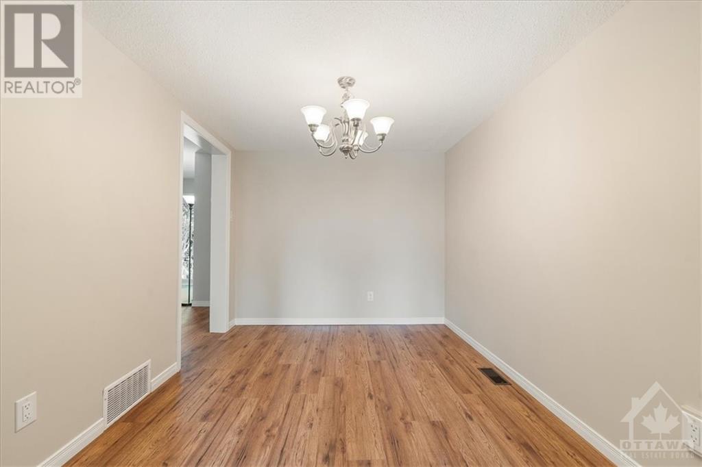 13 Foxfield Drive, Ottawa, Ontario  K2J 1K5 - Photo 8 - 1367771