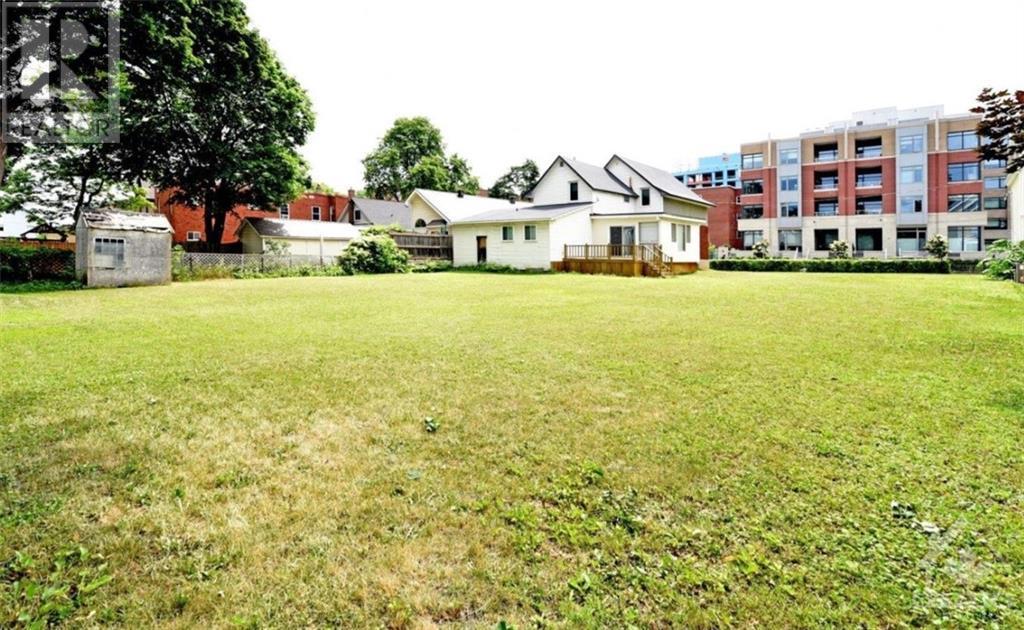 67 Springhurst Avenue, Ottawa, Ontario  K1S 0E2 - Photo 6 - 1365228