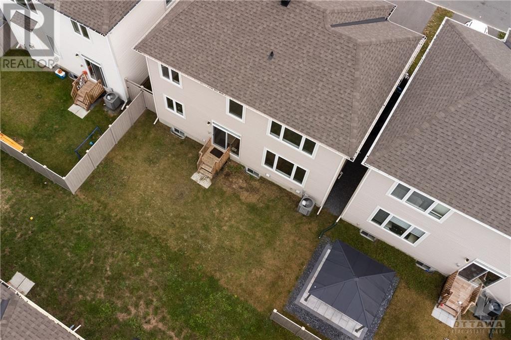 271 Argonaut Circle, Ottawa, Ontario  K1W 1H2 - Photo 4 - 1368028