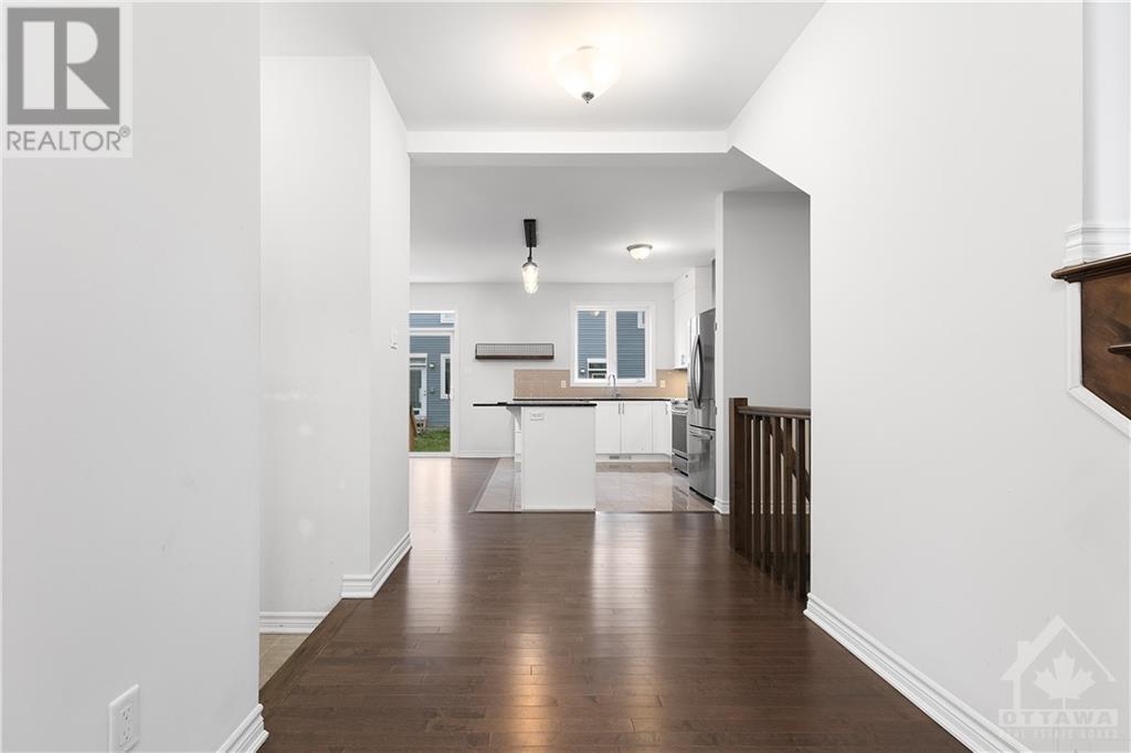 271 Argonaut Circle, Ottawa, Ontario  K1W 1H2 - Photo 6 - 1368020
