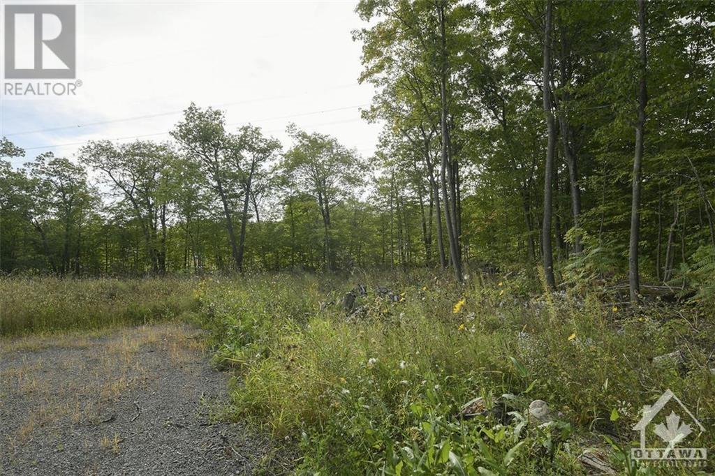 1310 Cumberland Ridge Drive, Cumberland, Ontario  K4C 1E1 - Photo 2 - 1367444
