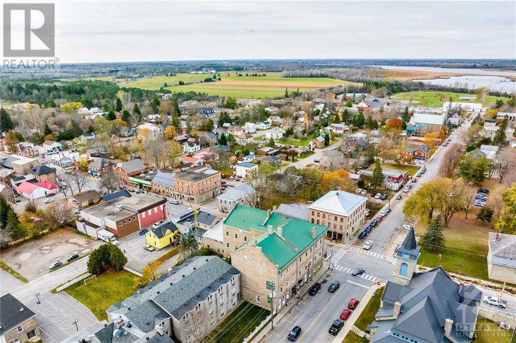 212 Main St W Street, Merrickville, Ontario  K0G 1N0 - Photo 10 - 1367456