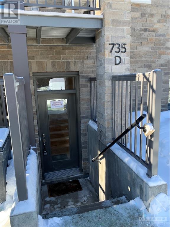 735 Dearborn Private Unit#d, Ottawa, Ontario  K1T 0W3 - Photo 2 - 1367726