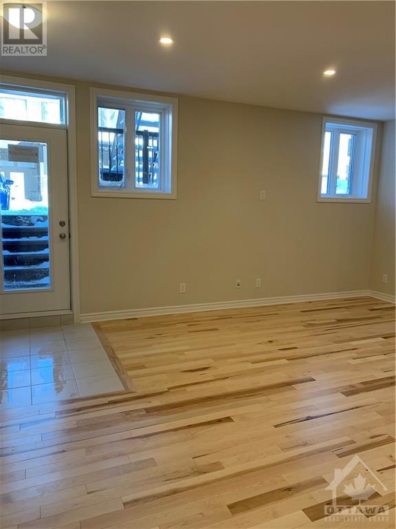 735 Dearborn Private Unit#d, Ottawa, Ontario  K1T 0W3 - Photo 4 - 1367726