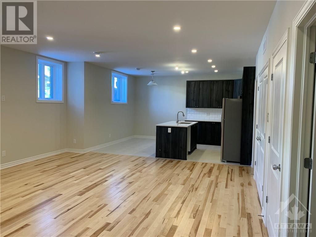 735 Dearborn Private Unit#d, Ottawa, Ontario  K1T 0W3 - Photo 6 - 1367726