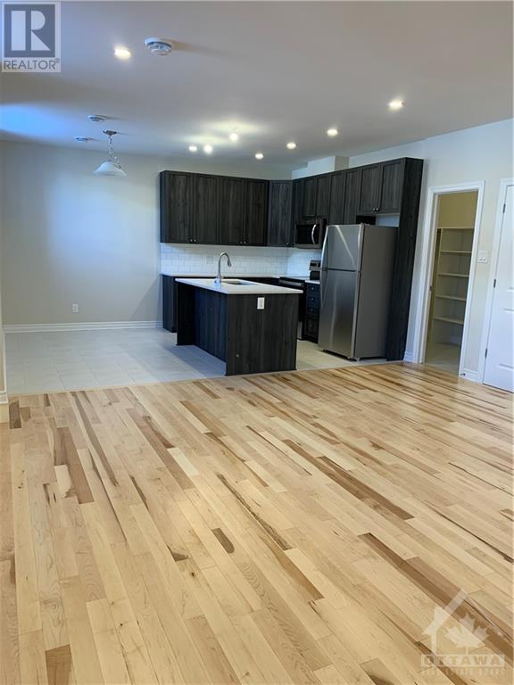 735 Dearborn Private Unit#d, Ottawa, Ontario  K1T 0W3 - Photo 8 - 1367726