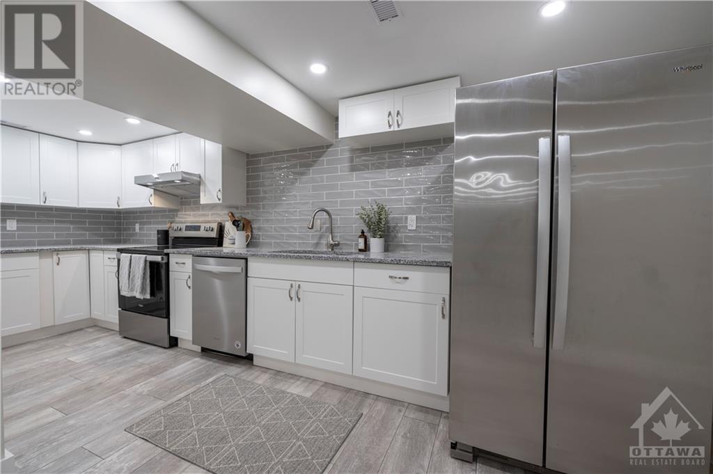 67 Stinson Avenue, Ottawa, Ontario  K2H 6N5 - Photo 2 - 1368018