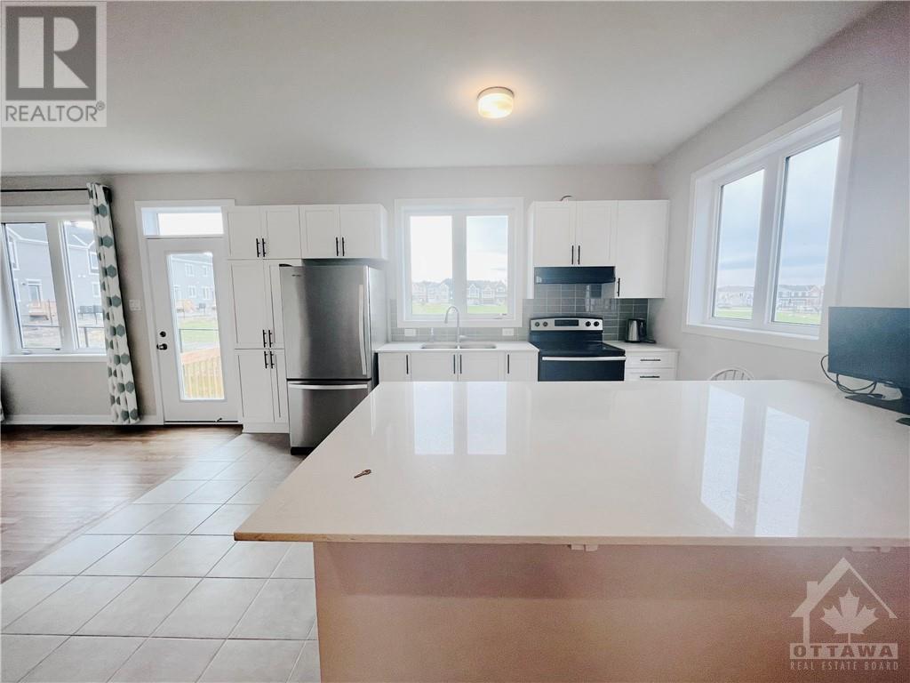 324 Canadensis Lane, Ottawa, Ontario  K2J 6X8 - Photo 4 - 1367653