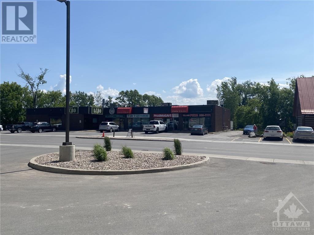 461 Donald B Munro Drive, Carp, Ontario  K0A 1L0 - Photo 2 - 1368014