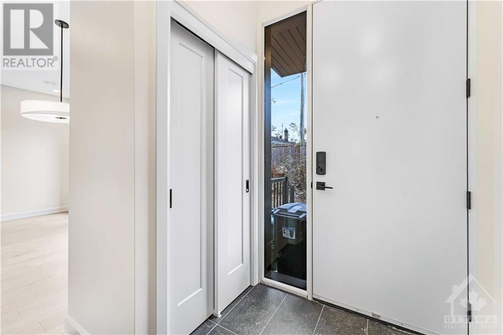 138 Carillon Street Unit#a, Ottawa, Ontario  K1L 5Y3 - Photo 2 - 1368027