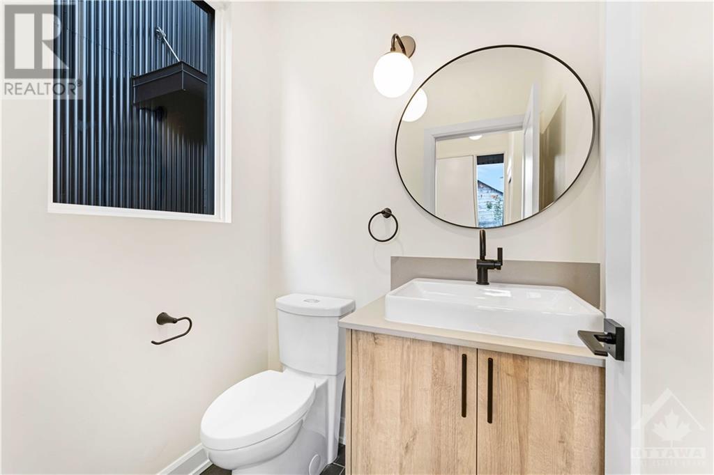 138 Carillon Street Unit#a, Ottawa, Ontario  K1L 5Y3 - Photo 3 - 1368027