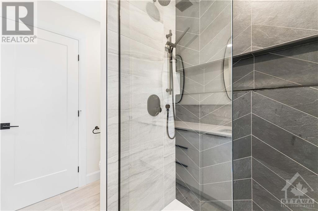 845 Woodroffe Avenue Unit#d, Ottawa, Ontario  K2A 2G5 - Photo 23 - 1368072