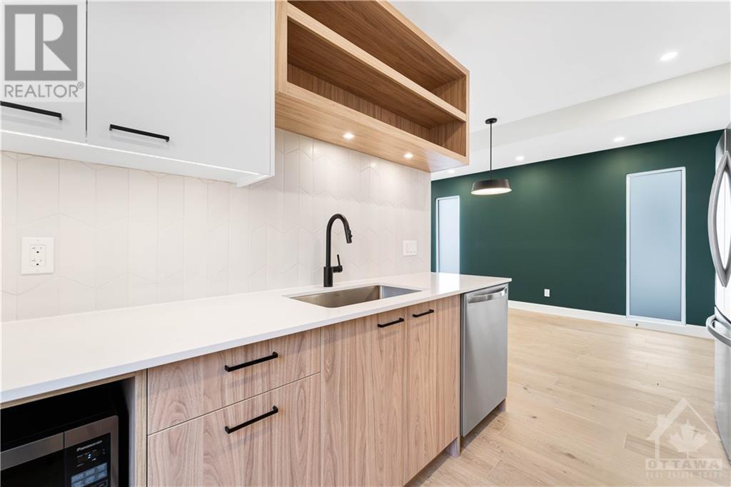 845 Woodroffe Avenue Unit#d, Ottawa, Ontario  K2A 2G5 - Photo 9 - 1368072