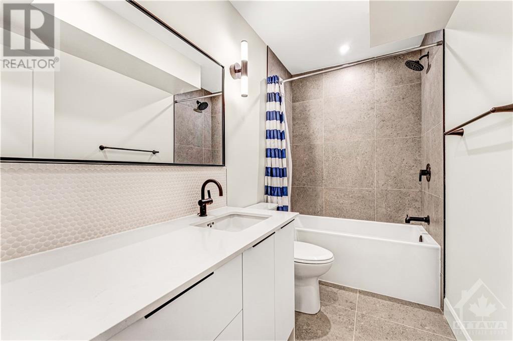 847 Woodroffe Avenue Unit#b, Ottawa, Ontario  K2A 2G5 - Photo 10 - 1368081