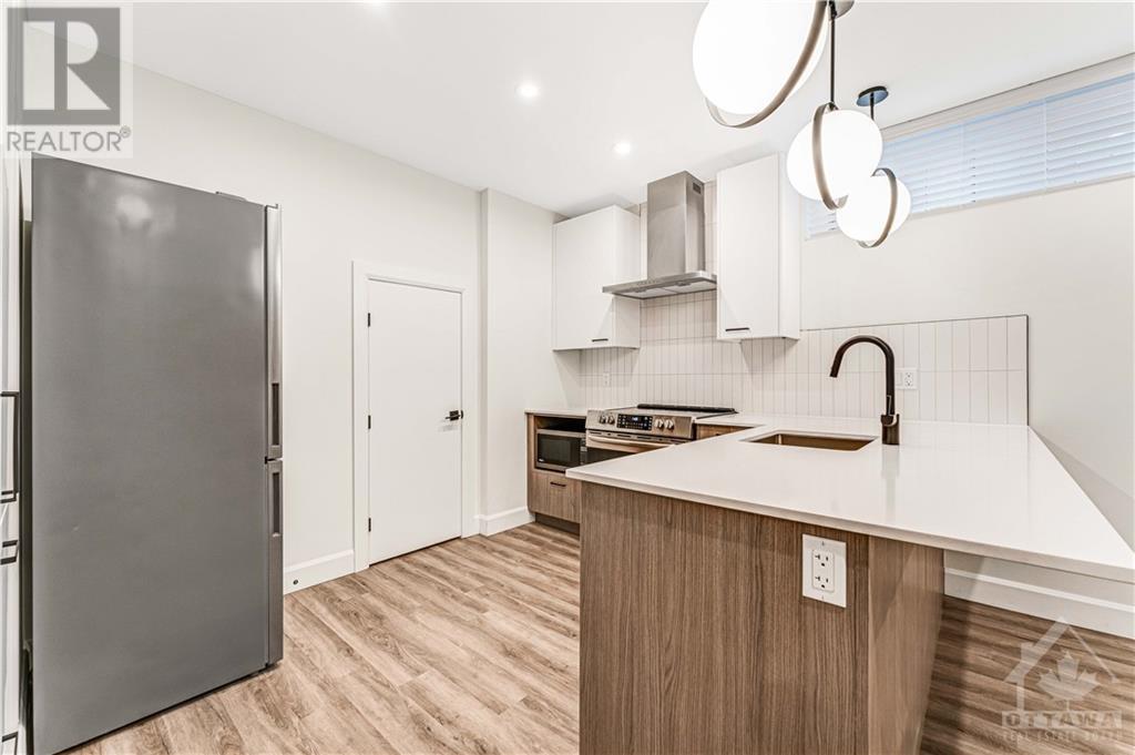 847 Woodroffe Avenue Unit#b, Ottawa, Ontario  K2A 2G5 - Photo 7 - 1368081