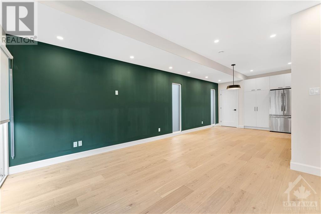 847 Woodroffe Avenue Unit#a, Ottawa, Ontario  K2A 2G5 - Photo 3 - 1368075