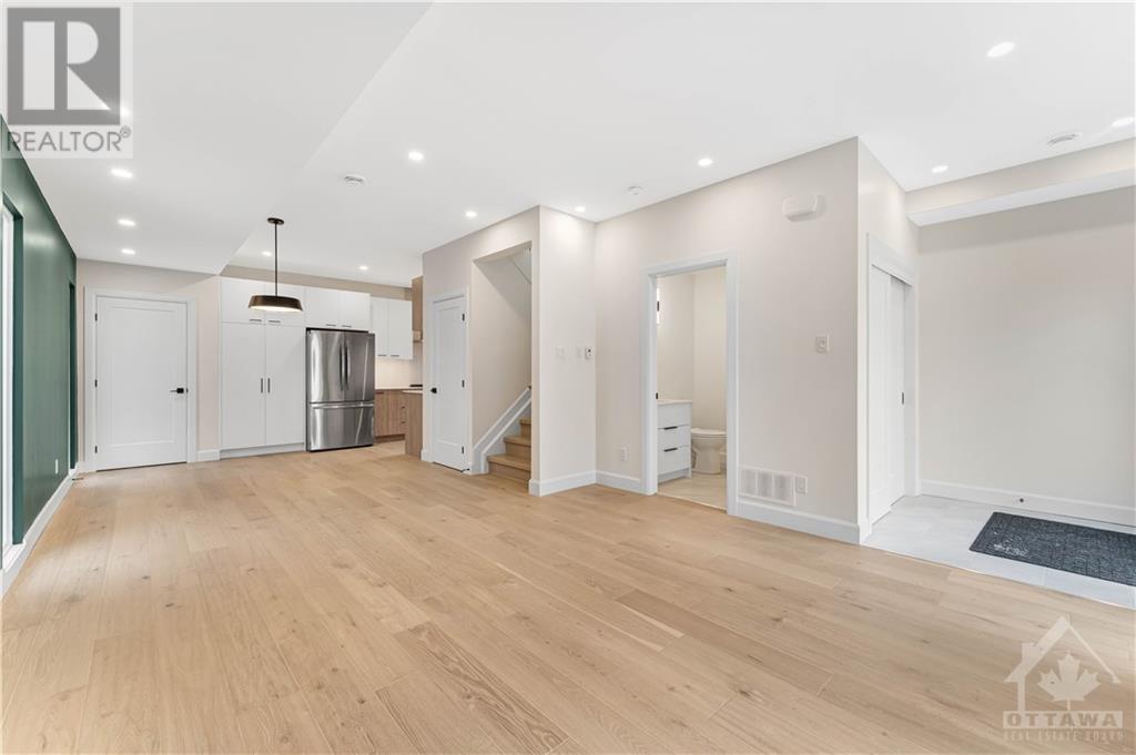 847 Woodroffe Avenue Unit#a, Ottawa, Ontario  K2A 2G5 - Photo 5 - 1368075