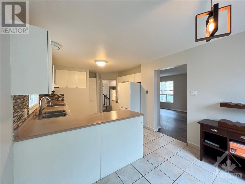 55 Woodford Way, Nepean, Ontario  K2J 4B5 - Photo 7 - 1367995