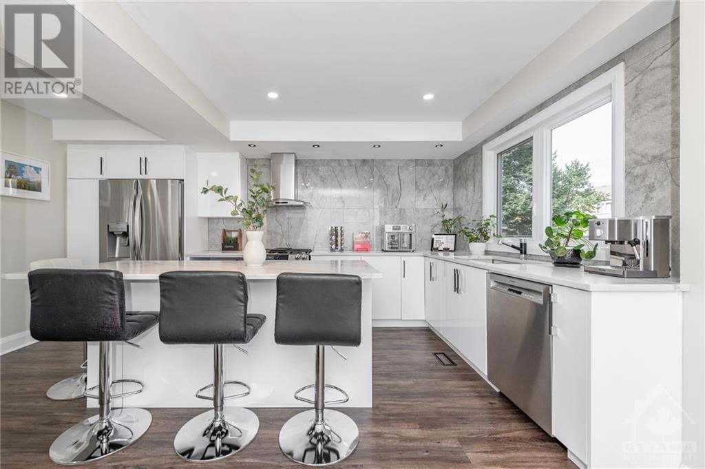 66 Cymbeline Drive, Ottawa, Ontario  K2H 7Y1 - Photo 4 - 1368000