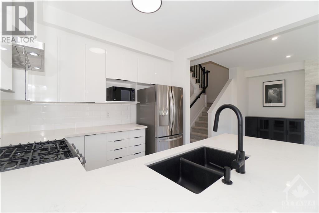 66 Ralph Erfle Way, Ottawa, Ontario  K2J 6V5 - Photo 13 - 1368137