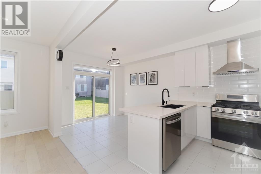 66 Ralph Erfle Way, Ottawa, Ontario  K2J 6V5 - Photo 16 - 1368137
