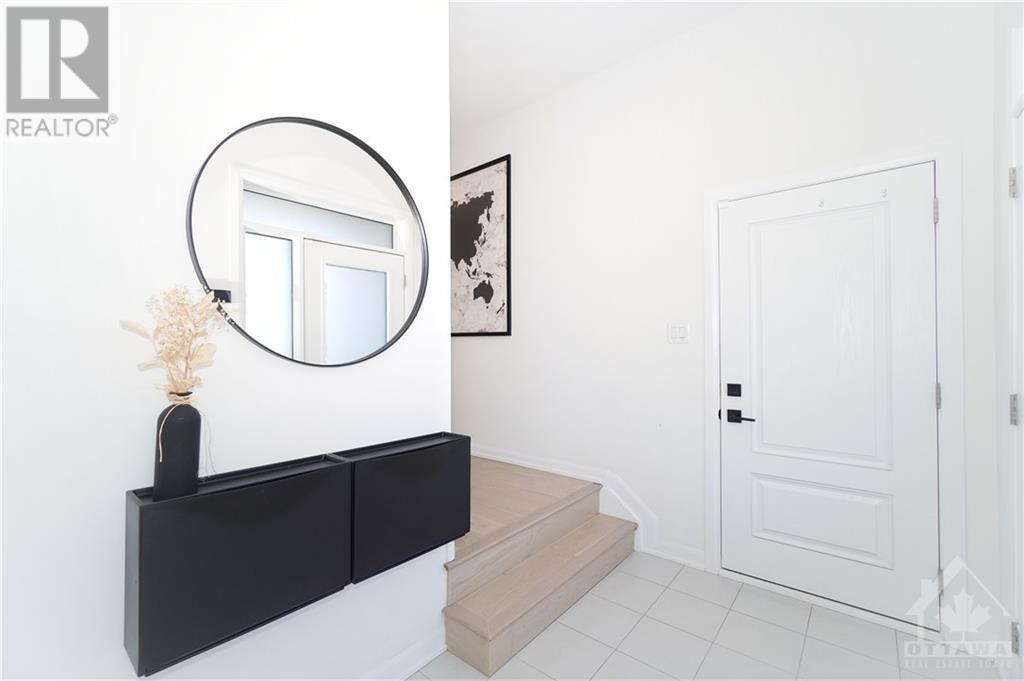 66 Ralph Erfle Way, Ottawa, Ontario  K2J 6V5 - Photo 2 - 1368137