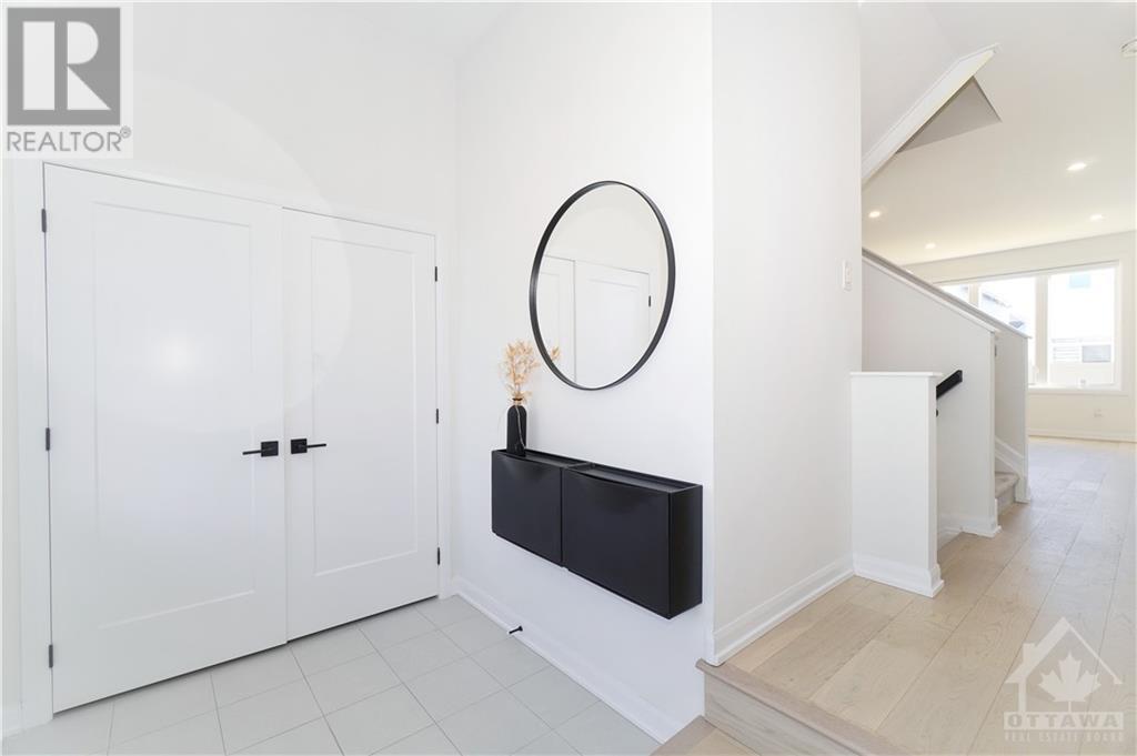 66 Ralph Erfle Way, Ottawa, Ontario  K2J 6V5 - Photo 3 - 1368137