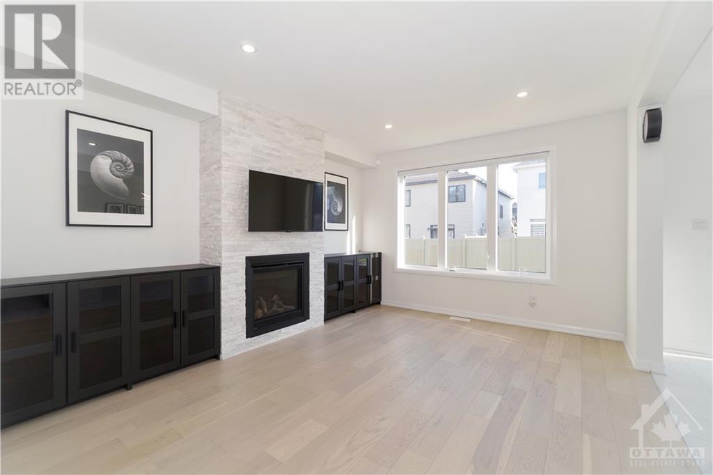 66 Ralph Erfle Way, Ottawa, Ontario  K2J 6V5 - Photo 4 - 1368137