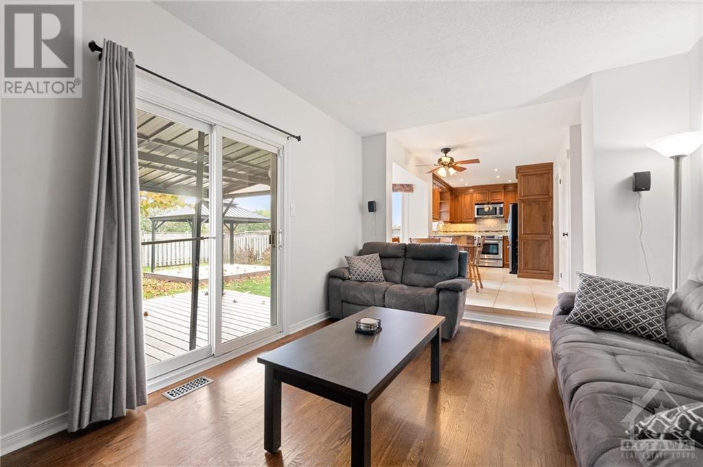 604 Chenier Way, Ottawa, Ontario  K4A 1R1 - Photo 13 - 1367633