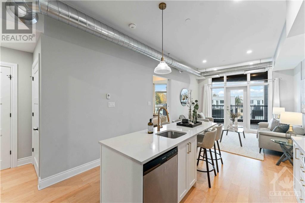101 Pinhey Street Unit#302, Ottawa, Ontario  K1Y 1T7 - Photo 3 - 1367227