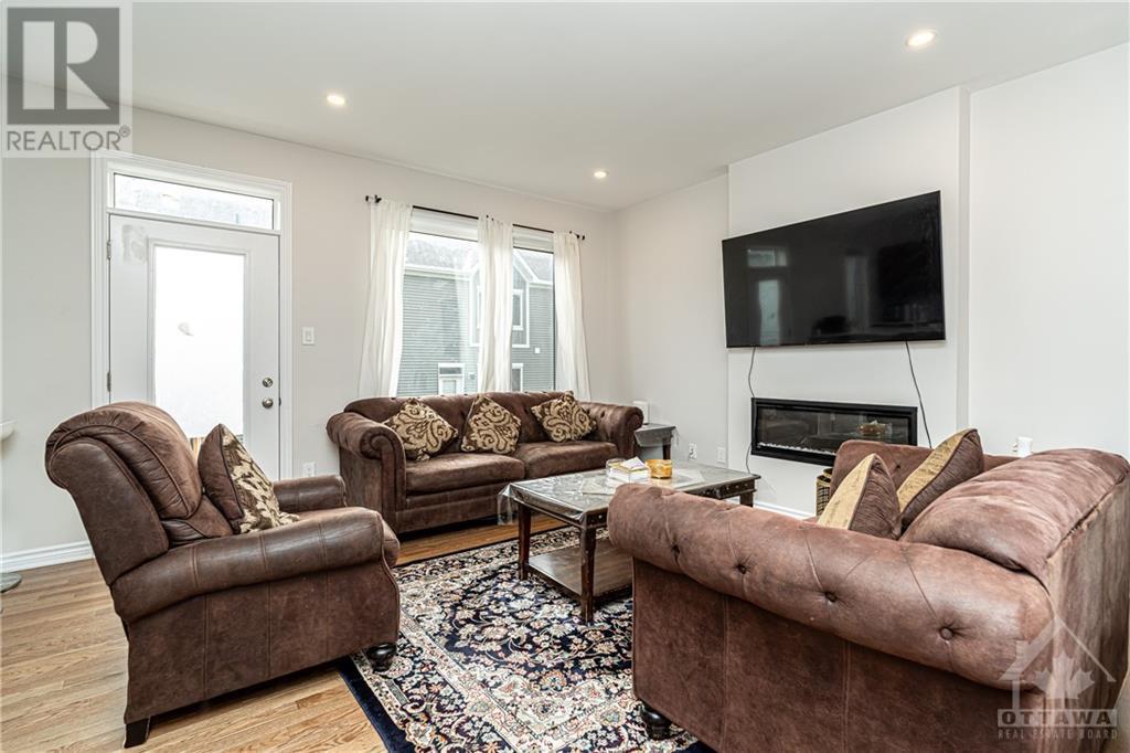 4126 Obsidian Street, Ottawa, Ontario  K2J 6C6 - Photo 4 - 1368268