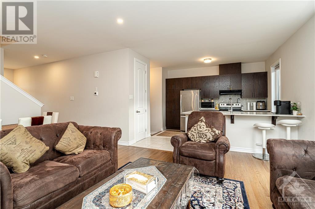 4126 Obsidian Street, Ottawa, Ontario  K2J 6C6 - Photo 5 - 1368268