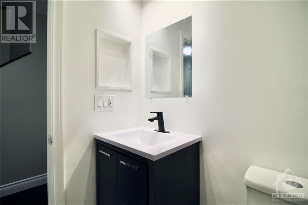 907 Elmsmere Road Unit#a, Ottawa, Ontario  K1J 8G4 - Photo 12 - 1368297