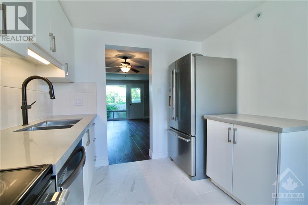 907 Elmsmere Road Unit#a, Ottawa, Ontario  K1J 8G4 - Photo 9 - 1368297